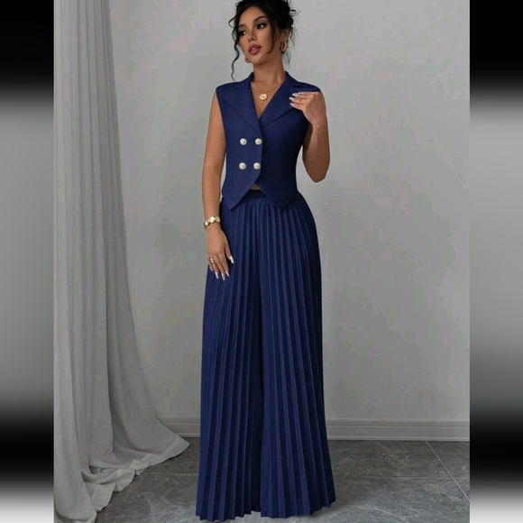 Women Front Button Plain Sleeveless Top And Bodycon Skirt Elegant
